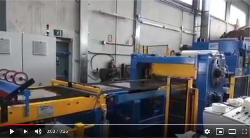 Vídeo sobre línea de alta velocidad en cortes de metal La principal ventaja que proporciona la Línea de corte de Alto rendimiento, es una mejora en la velocidad de los procesos. Se produce una respuesta óptima a la demanda, realizando las entregas en corto plazo. En Alsimet, trabajamos para desarrollar progresos en nuestra infraestructura y brindar a nuestros clientes el mejor servicio con la mejor tecnología.